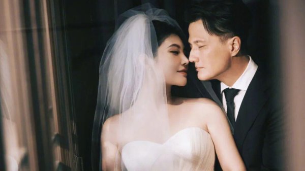 配资信息网 徐冬冬取消“世纪婚礼”：好的爱情，不靠排场来证明！